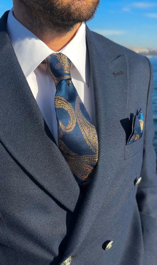 Luxury Silk Blend Paisley Ivy Tie Set. Timeless Elegance for Weddings & Business Events. Perfect Gift for Grooms and Stylish Men.