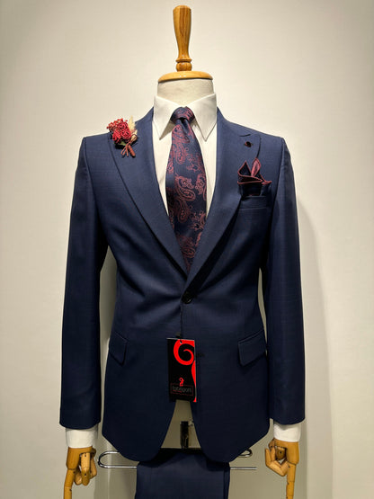 Silk Tie Set for Men - Wine and Navy. A Tie Exclusively Crafted for Gentlemen, Perfect for Every Occasion from Business Meetings to Dinners!