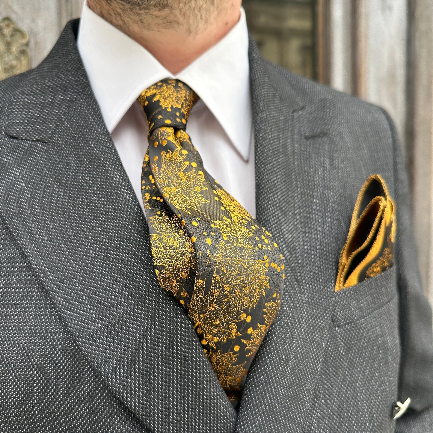 Spring Floral Tie and Pocket Square Set for Country Weddings. Handmade Silk Tie Set for Men. Wedding and Engagement Gifts for Grooms.