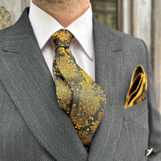 Spring Floral Tie and Pocket Square Set for Country Weddings. Handmade Silk Tie Set for Men. Wedding and Engagement Gifts for Grooms.