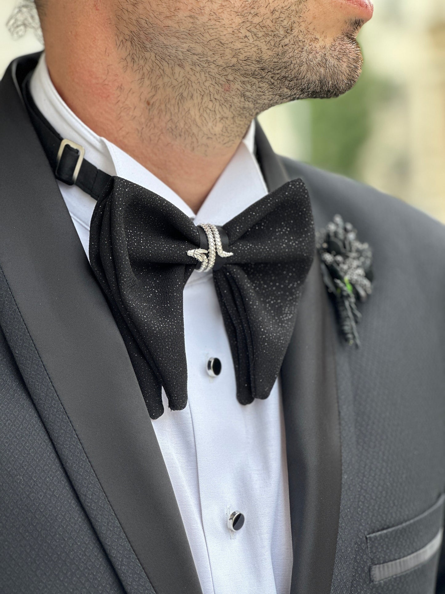 Handmade Sparkling Black Butterfly Bow Tie for Ceremonies. Perfect for Stylish Grooms and Thoughtful Gift for Wedding Gift Boxes.