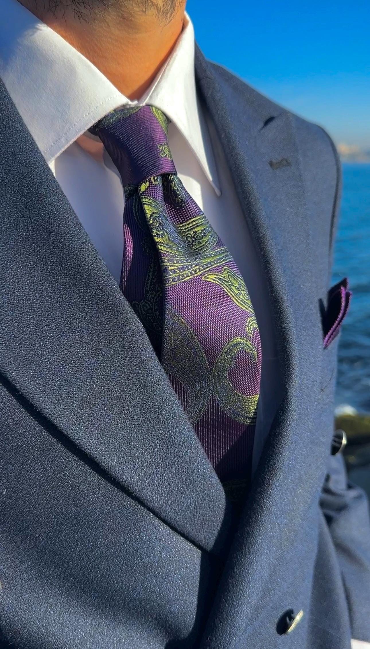 Luxury Silk Blend Paisley Ivy Tie Set. Timeless Elegance for Weddings & Business Events. Perfect Gift for Grooms and Stylish Men.
