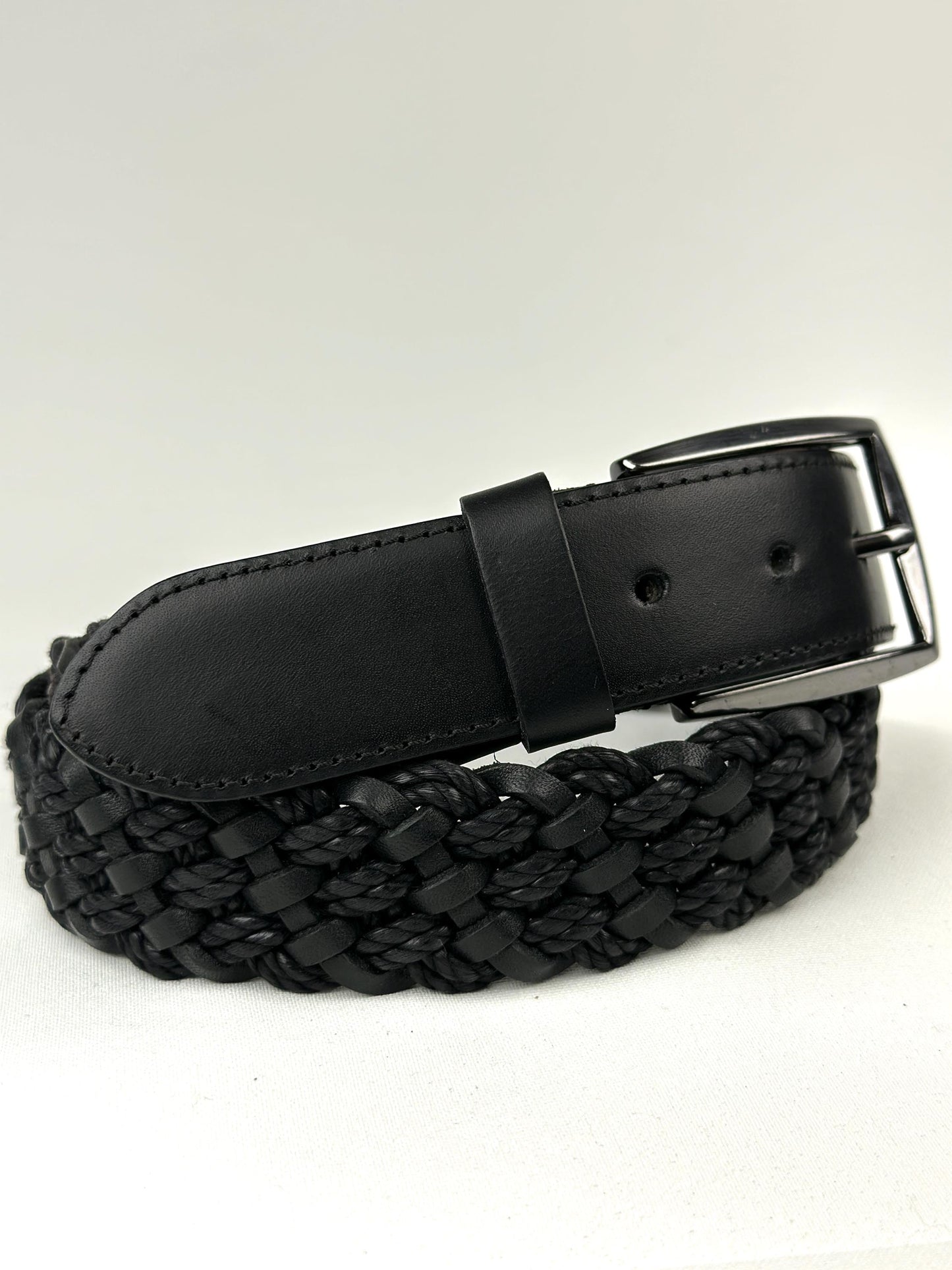 Italian Leather Braided Belt for Men. Premium Design Brown and Black Belt with Stainless Steel Buckle. Durable and Timeless Men's Accessory.